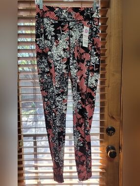 NWT | POP Fit Stella Leggings White/Pink/Black